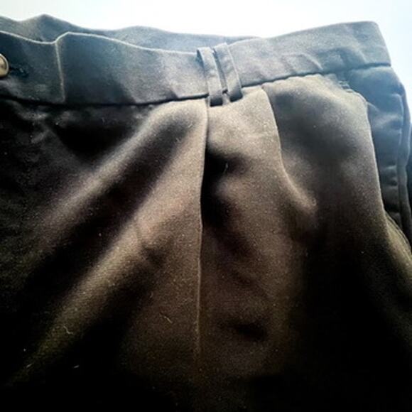 Greg Norman Black Slacks with Cuffed Hem 50x30 RN 69421. - Picture 7 of 9